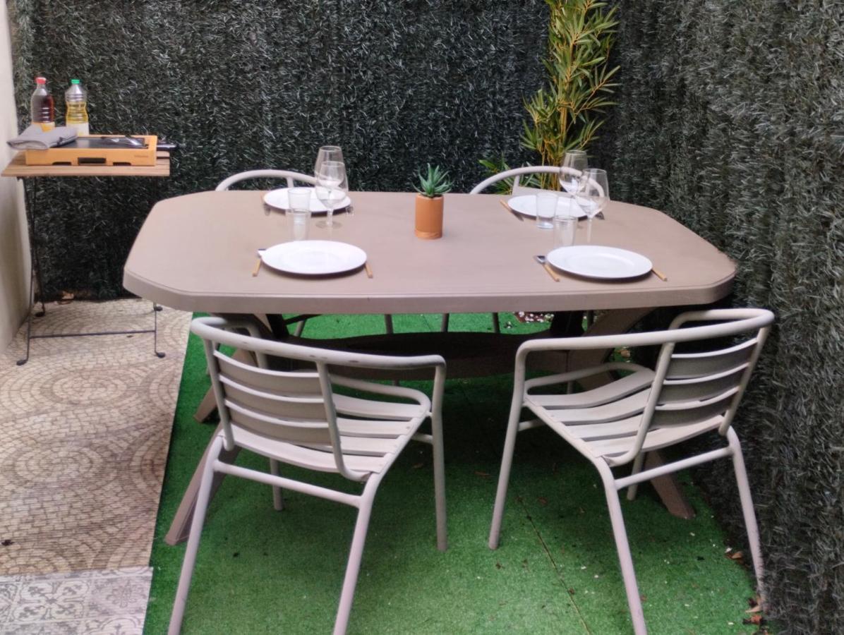 Ferienwohnung Garibaldi De Calais Fonctionnelle Nouvelle Renovation Jardin Prive Exterior foto